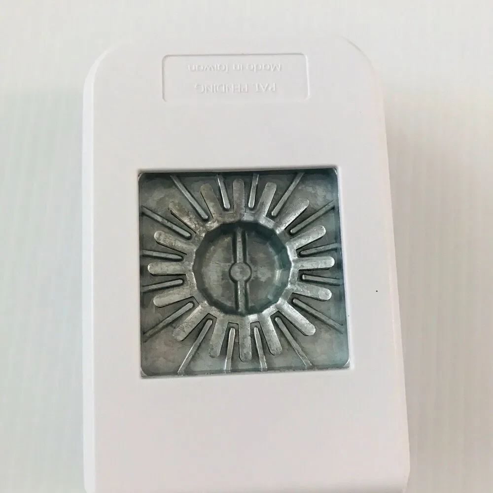 Creative Memories SUN Decorative Punch New With Box RETIRED